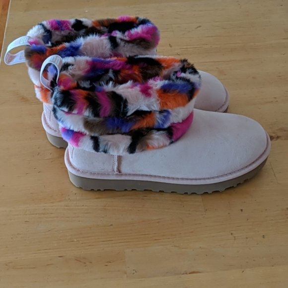 UGG Motlee Fluff Ankle Short Boot pink patchwork 6 - Picture 1 of 5